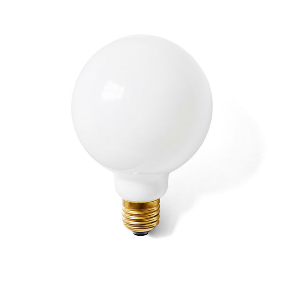 Menu - Pære - Globe bulb led, Opal glas