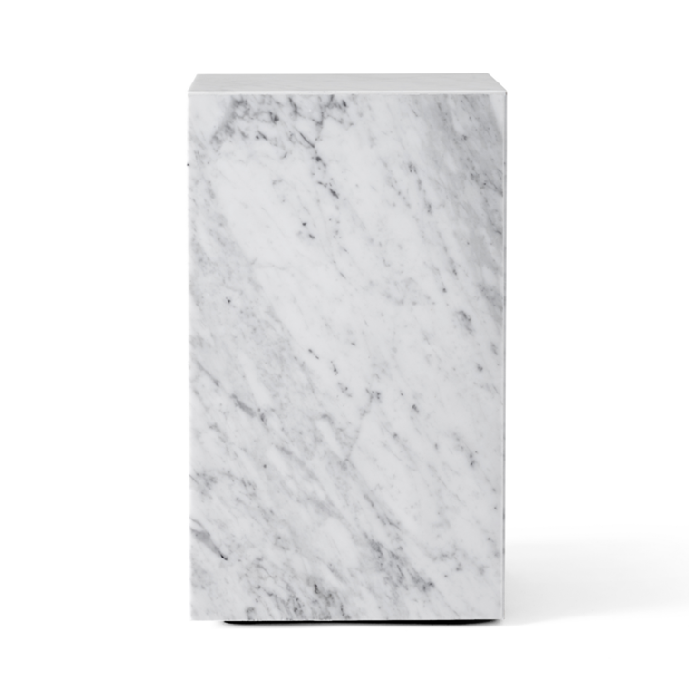 Menu - Plinth Tall - Hvid Carrara - Marmorbord
